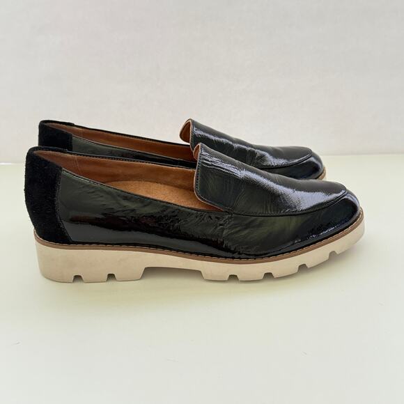 Vionic Kensley SlipOn Suede Patent Leather Loafer SZ 8.5 Smart Casual Minimalist - Picture 10 of 10